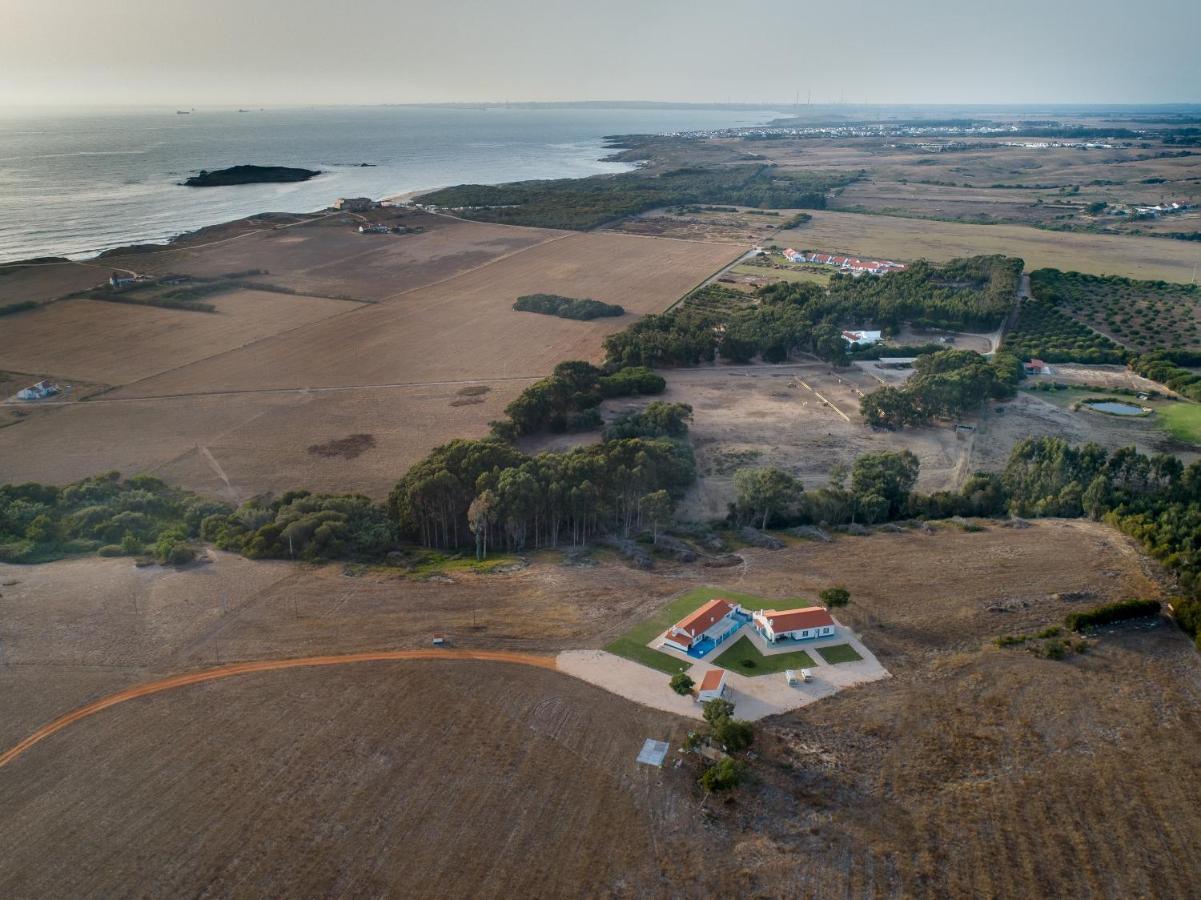 T Monte Villa Porto Covo Eksteriør billede